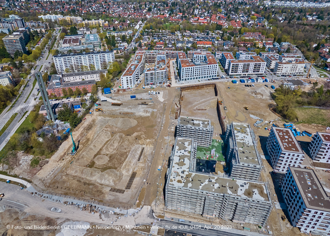 21.04.2023 - Luftbilder von der Baustelle Alexisquartier und Pandion Verde in Neuperlach
